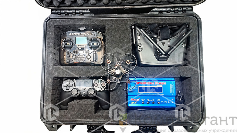«Пилотирование дрона в FPV очках, основы дрон рейсинга» K3
